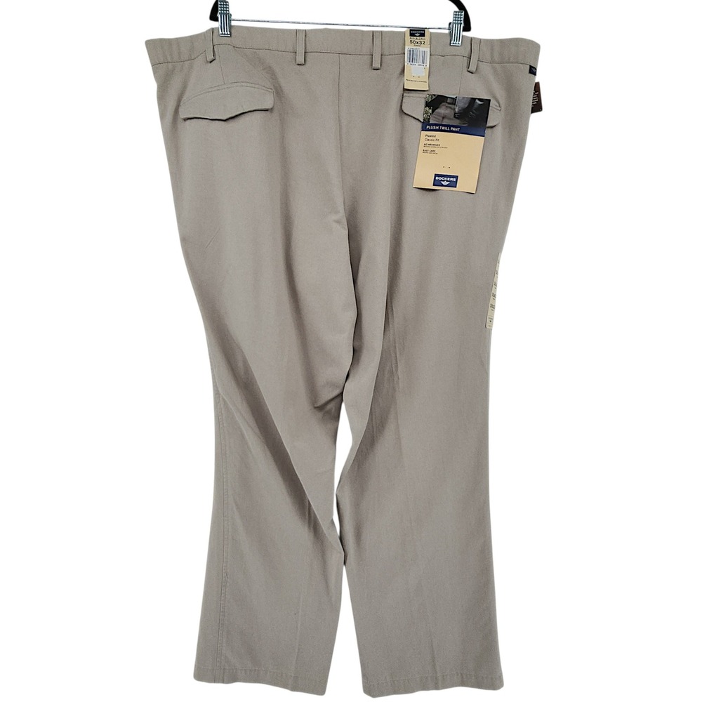 Dockers No Wrinkle Twill Pants 50x32 Pleated Classic Fit Plush Tan 416432927 NEW
